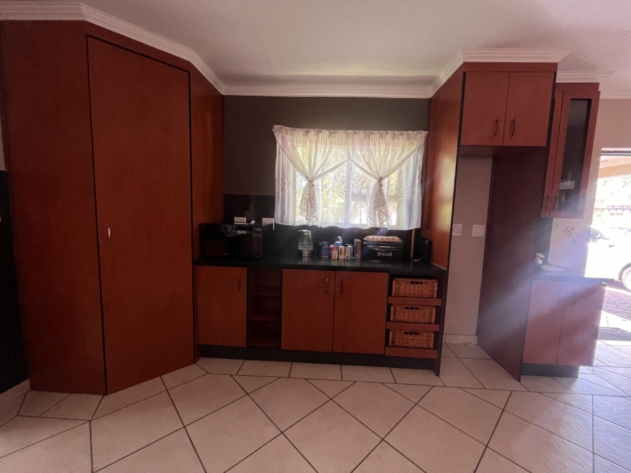 4 Bedroom Property for Sale in Lilyvale Free State